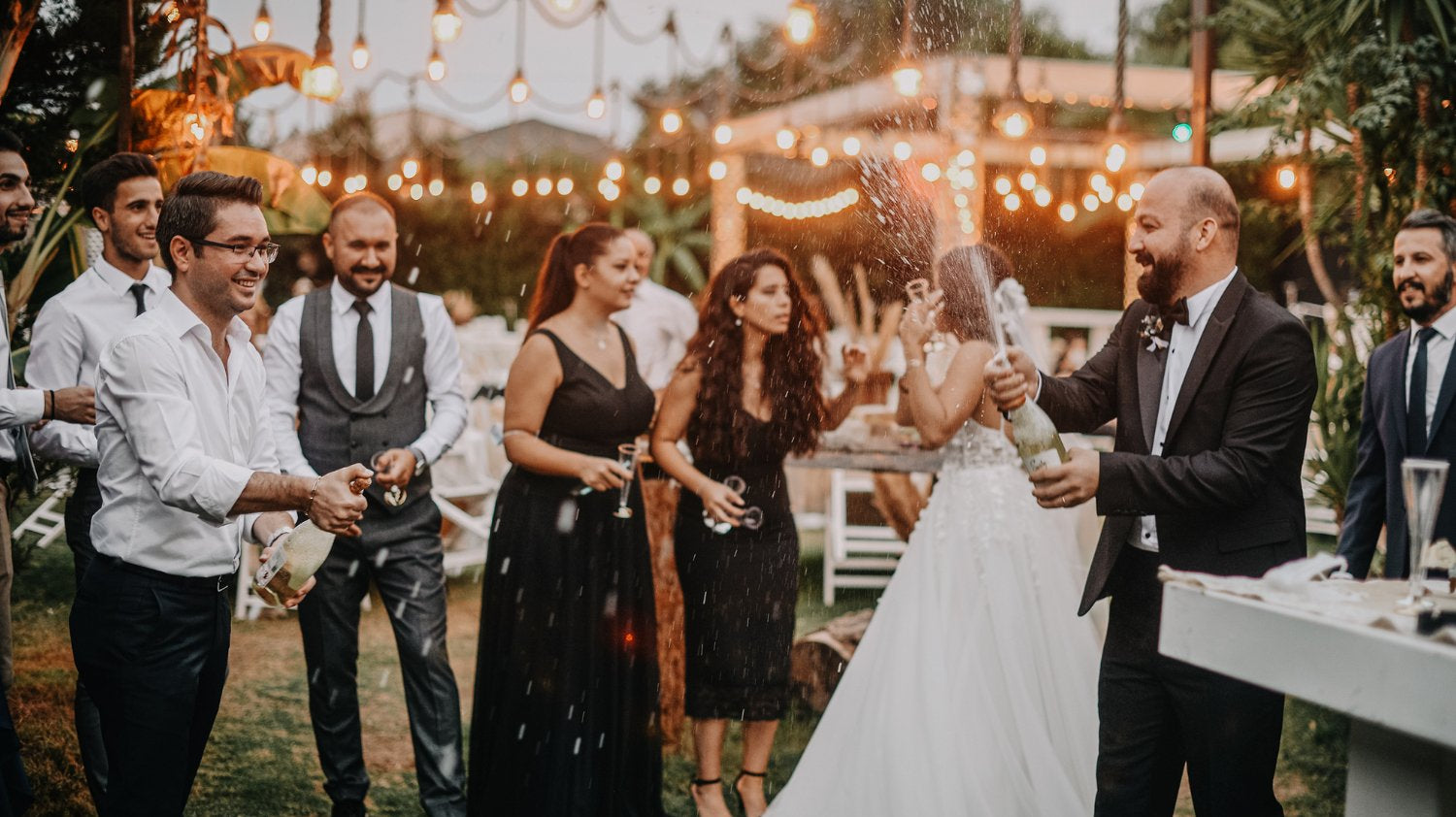 Celebrating Life’s Special Moments with Non-Alcoholic Wines - Craftzero