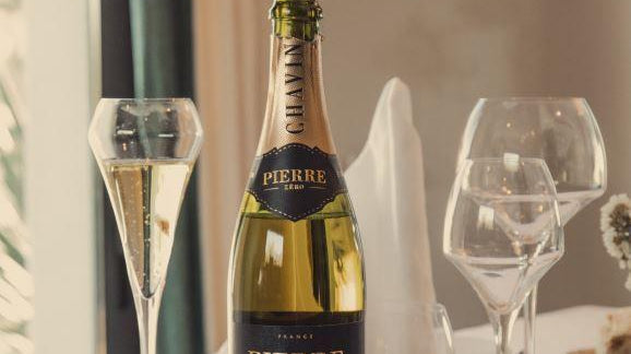 How to Handle Social Situations During Dry July - Craftzero