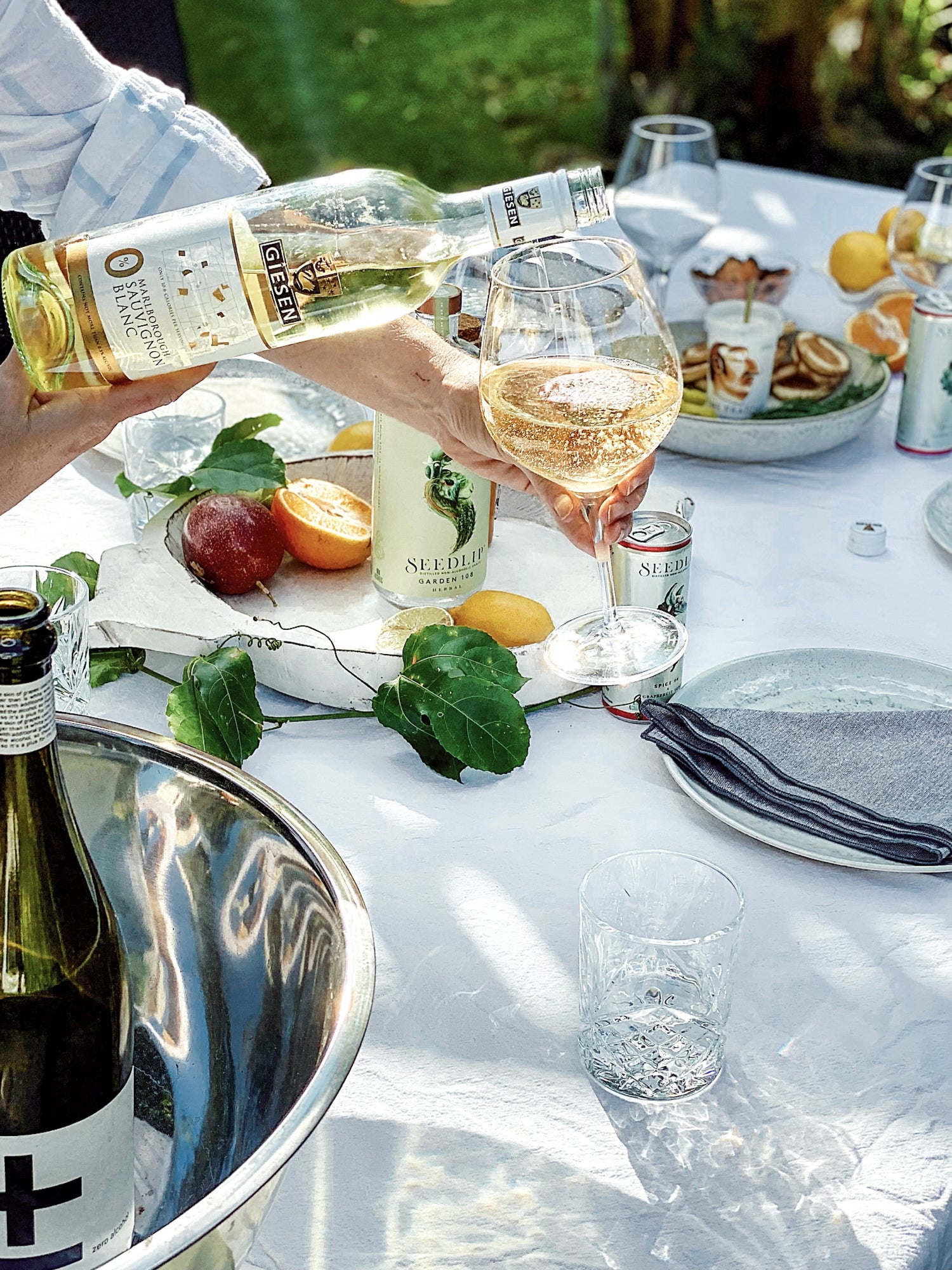 Best non alcoholic wines to drink this Dry July 2022 - Craftzero