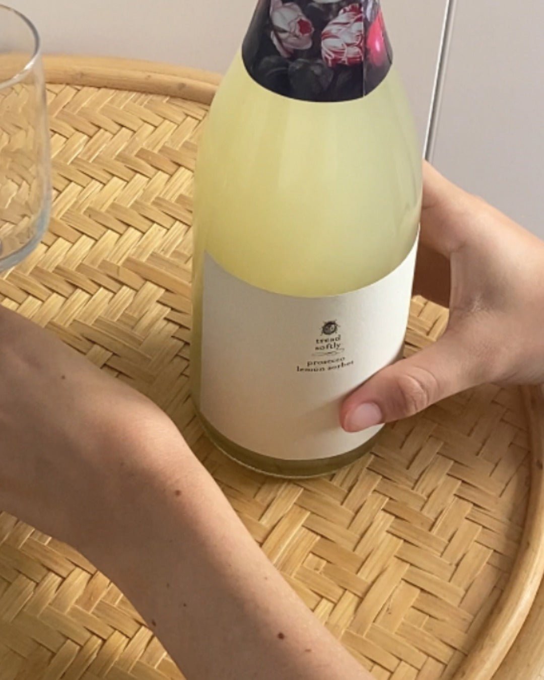 Tread Softly Everything Except Alcohol-Free Prosecco Lemon Sorbet 750ml - Tread Softly - Craftzero